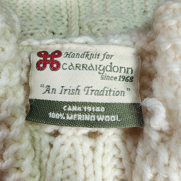 **SOLD** Carraigdonn Merino Wool Cable Knit Sweater - Picture 6 of 7